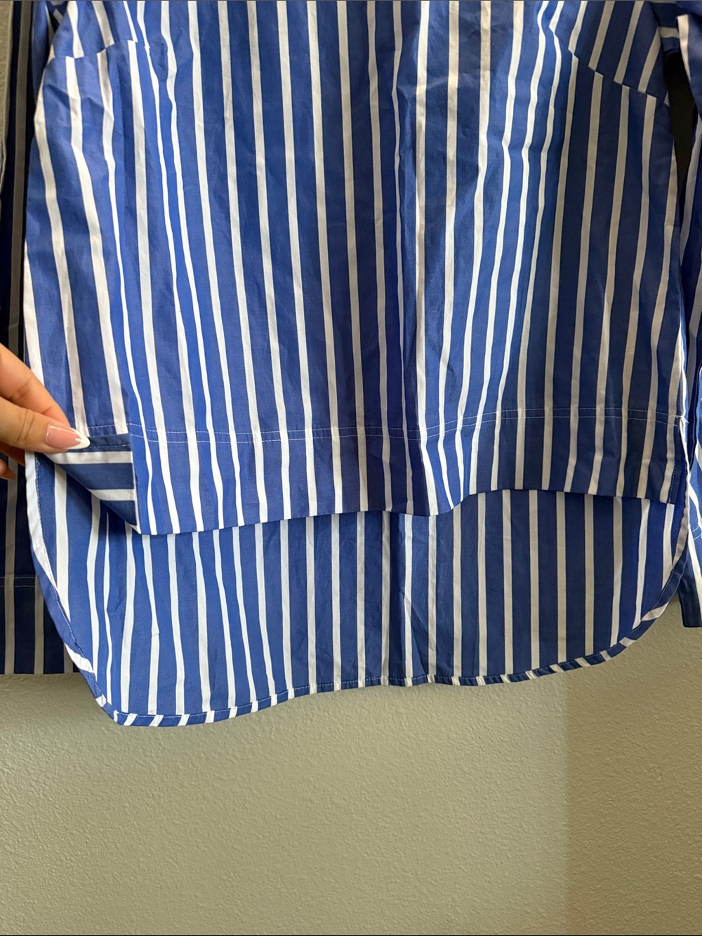 J.Crew NWT Blue & White Striped Button Shoulder Popover Blouse Sz 8 100% Cotton - Picture 3 of 9